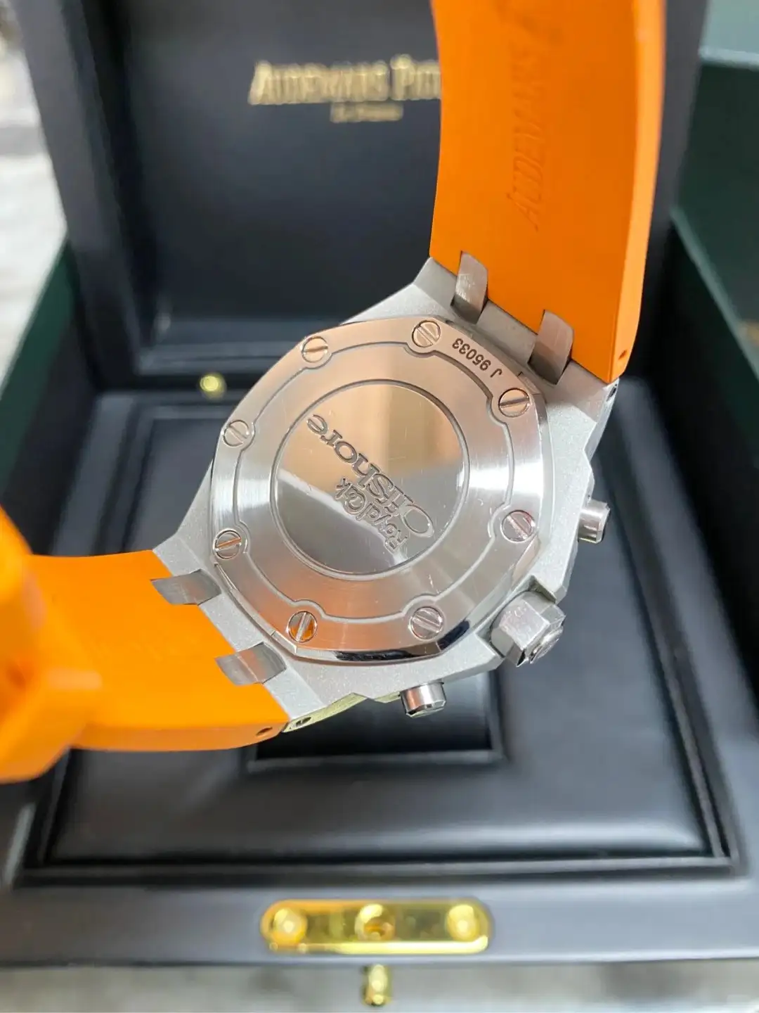 Audemars Piguet Royal Oak Offshore Selfwinding Chronograph Orange 26231ST.ZZ.D070CA.01 - Bestter Watches