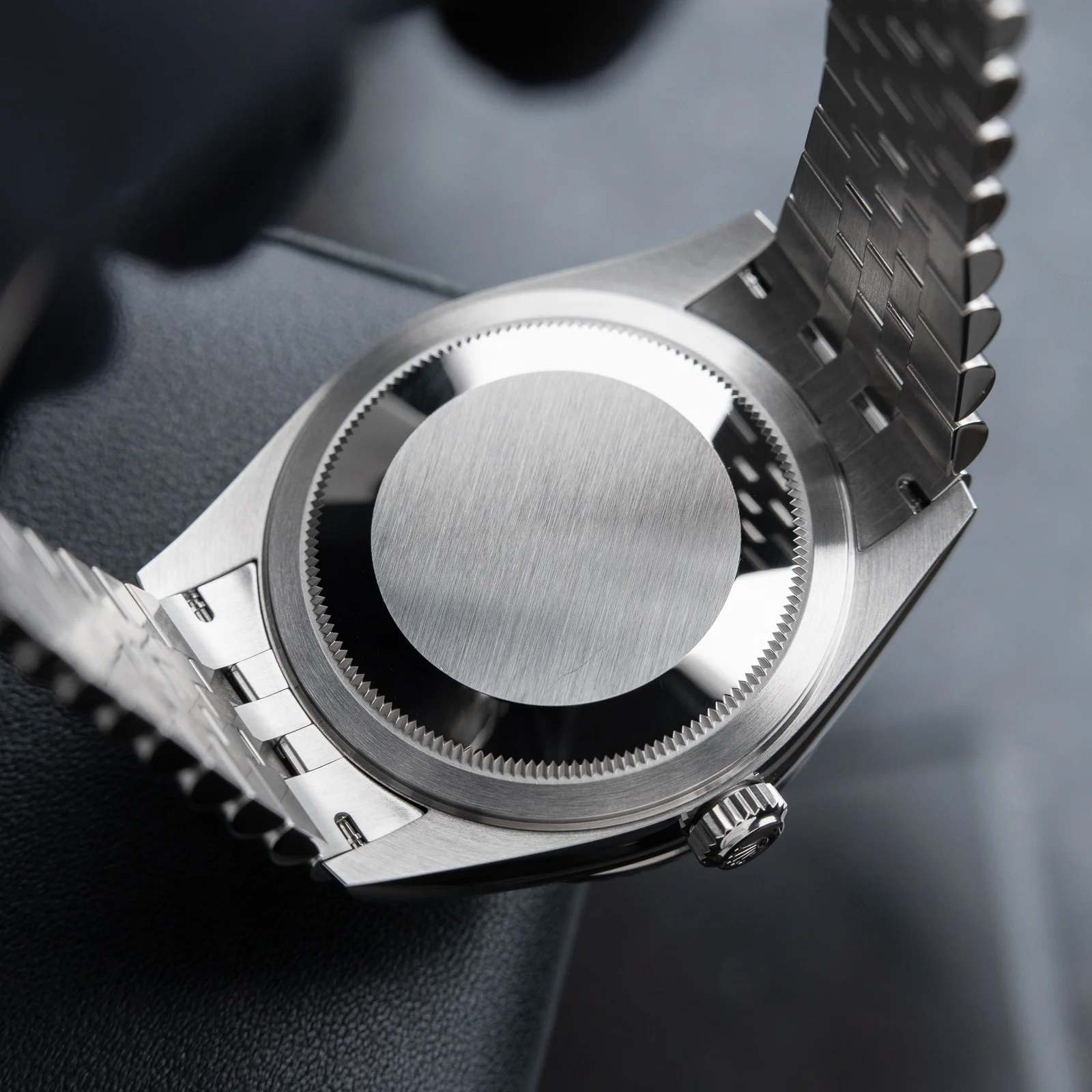 Superclone Rolex Sky-Dweller 42 mm Bright black Dial 336934 Jubilee - Bestter Watches