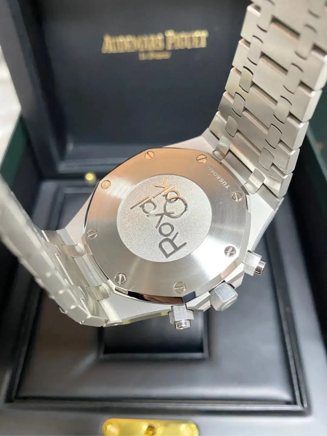 Audemars Piguet Royal Oak Selfwinding Chronograph Silver 26331ST.OO.1220ST.03 - Bestter Watches