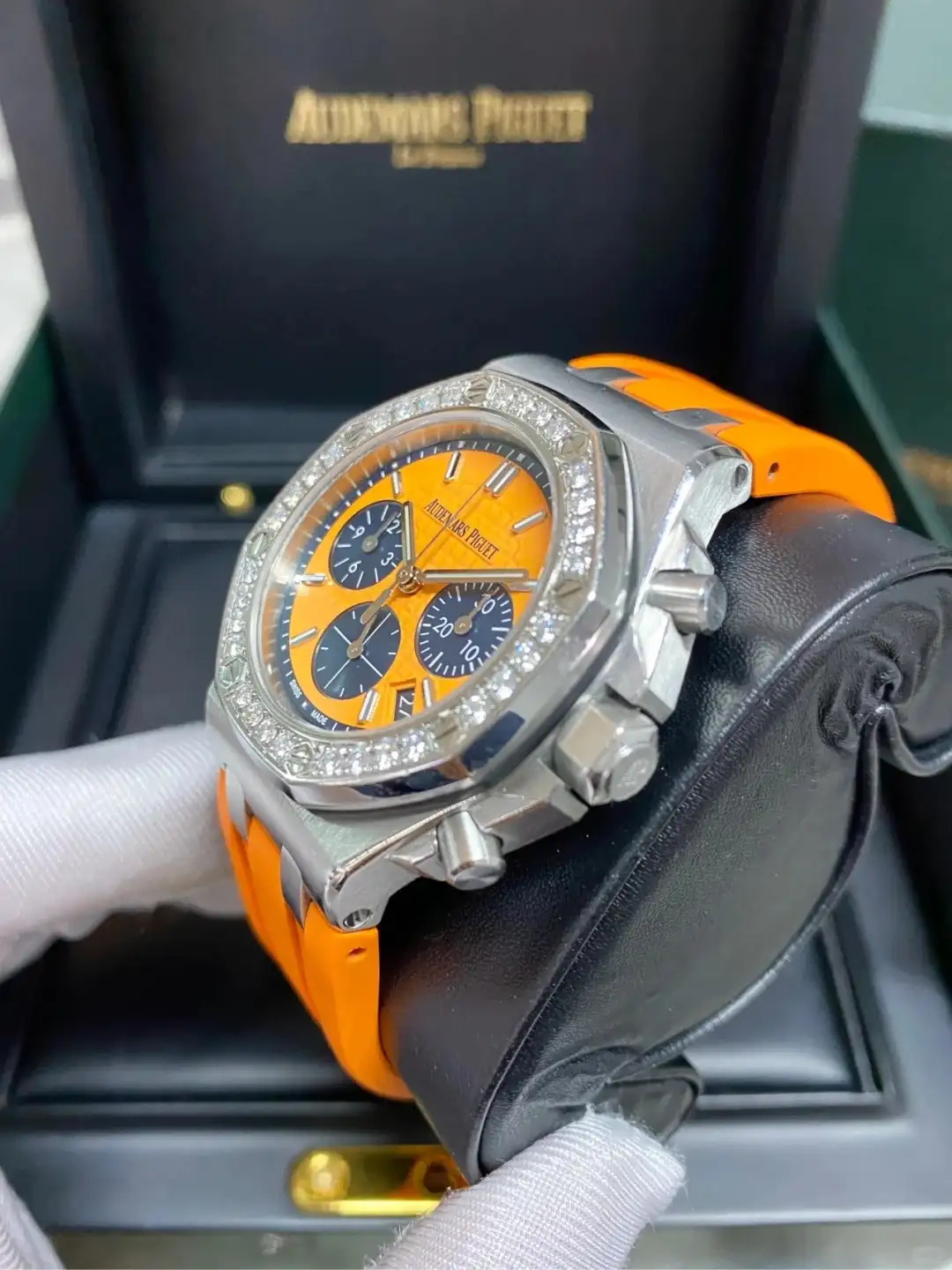 Audemars Piguet Royal Oak Offshore Selfwinding Chronograph Orange 26231ST.ZZ.D070CA.01 - Bestter Watches