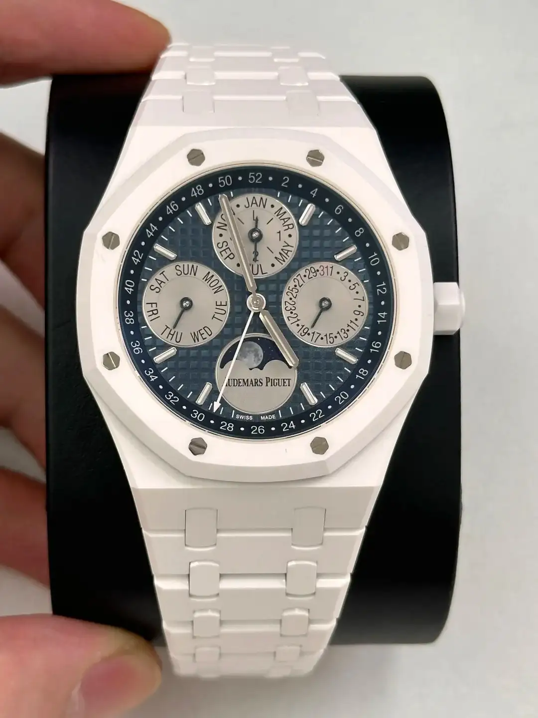 Audemars Piguet Royal Oak Perpetual Calendar Blue 26579CB.OO.1225CB.01 - Bestter Watches