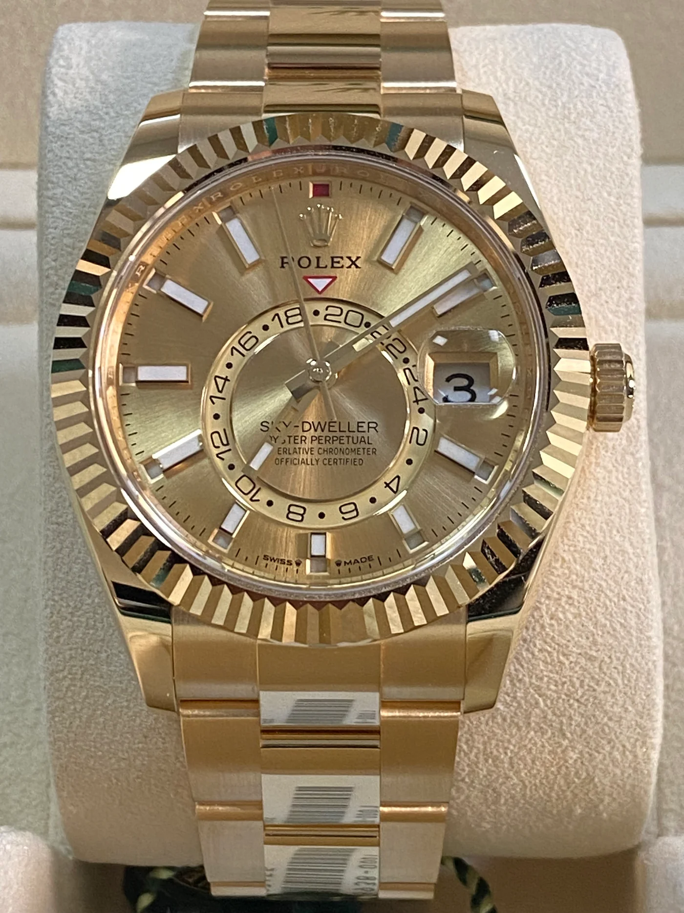 Superclone Rolex Sky-Dweller 42 mm Champagne Dial 336938 - Bestter Watches