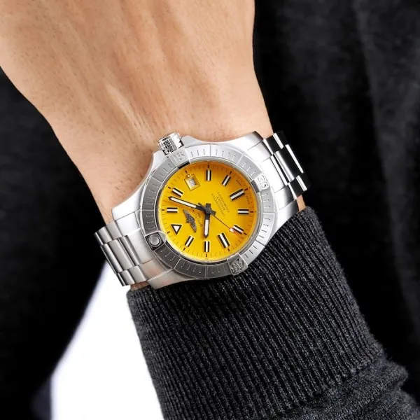 Breitling Avenger Men Automatic Yellow Stainless Steel Watch A17319101I1A1 - Bestter Watches