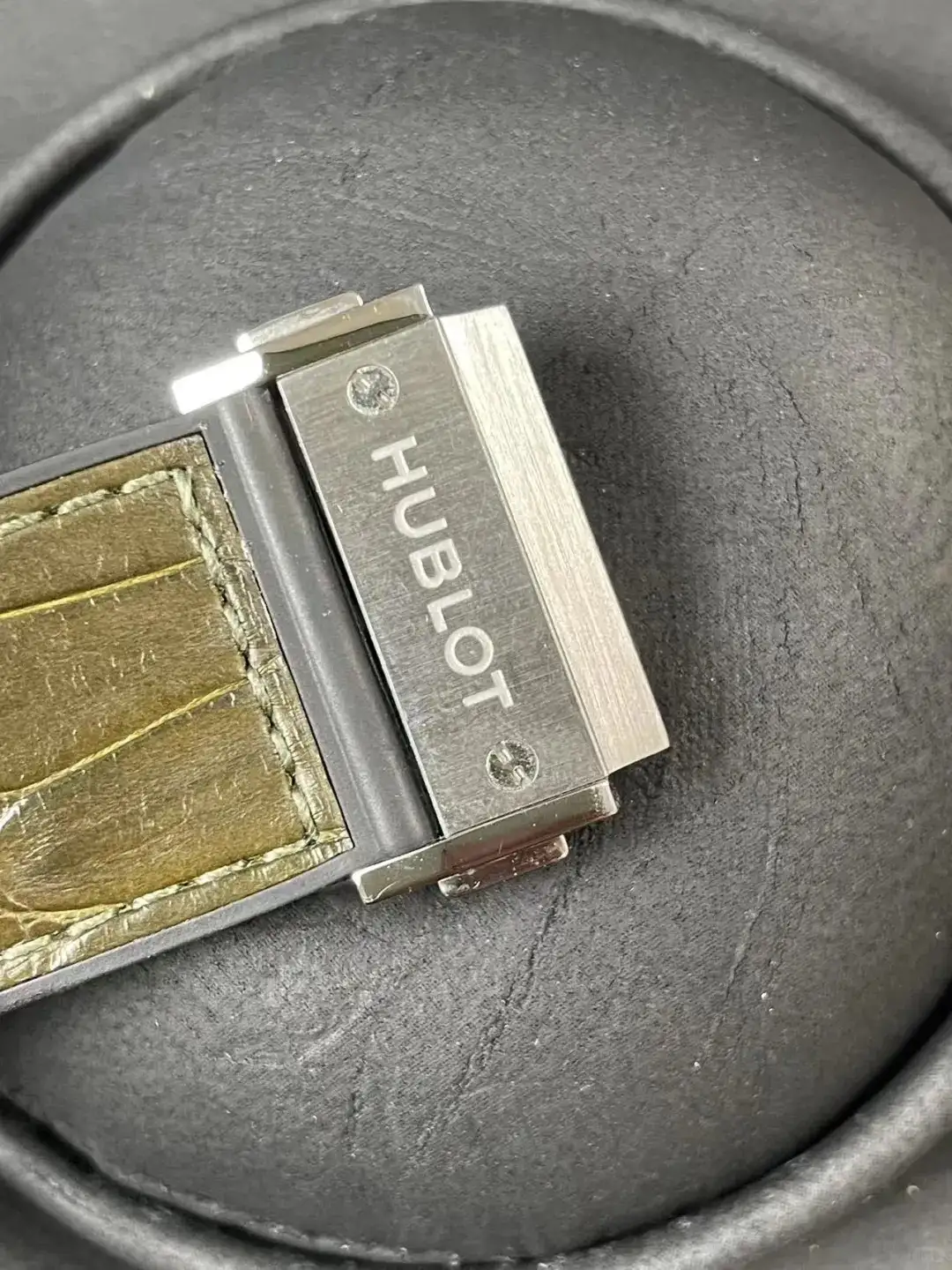 Hublot Classic Fusion Men Automatic Green Alligator Watch 541.NX.8970.LR - Bestter Watches