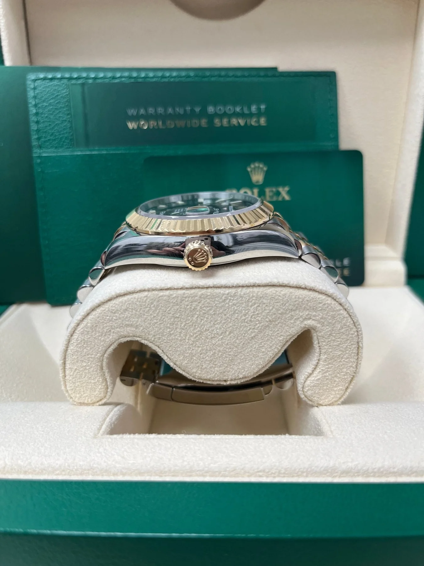 Superclone Rolex Sky-Dweller 42 mm Bright black Dial 336933 - Bestter Watches