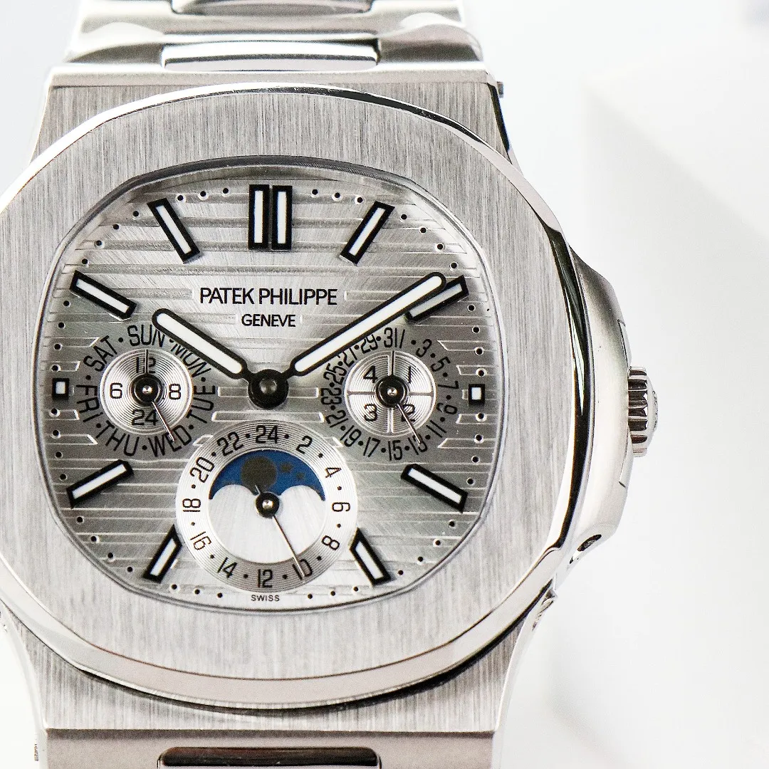 Patek Philippe Silver Nautilus Watch - Bestter Watches