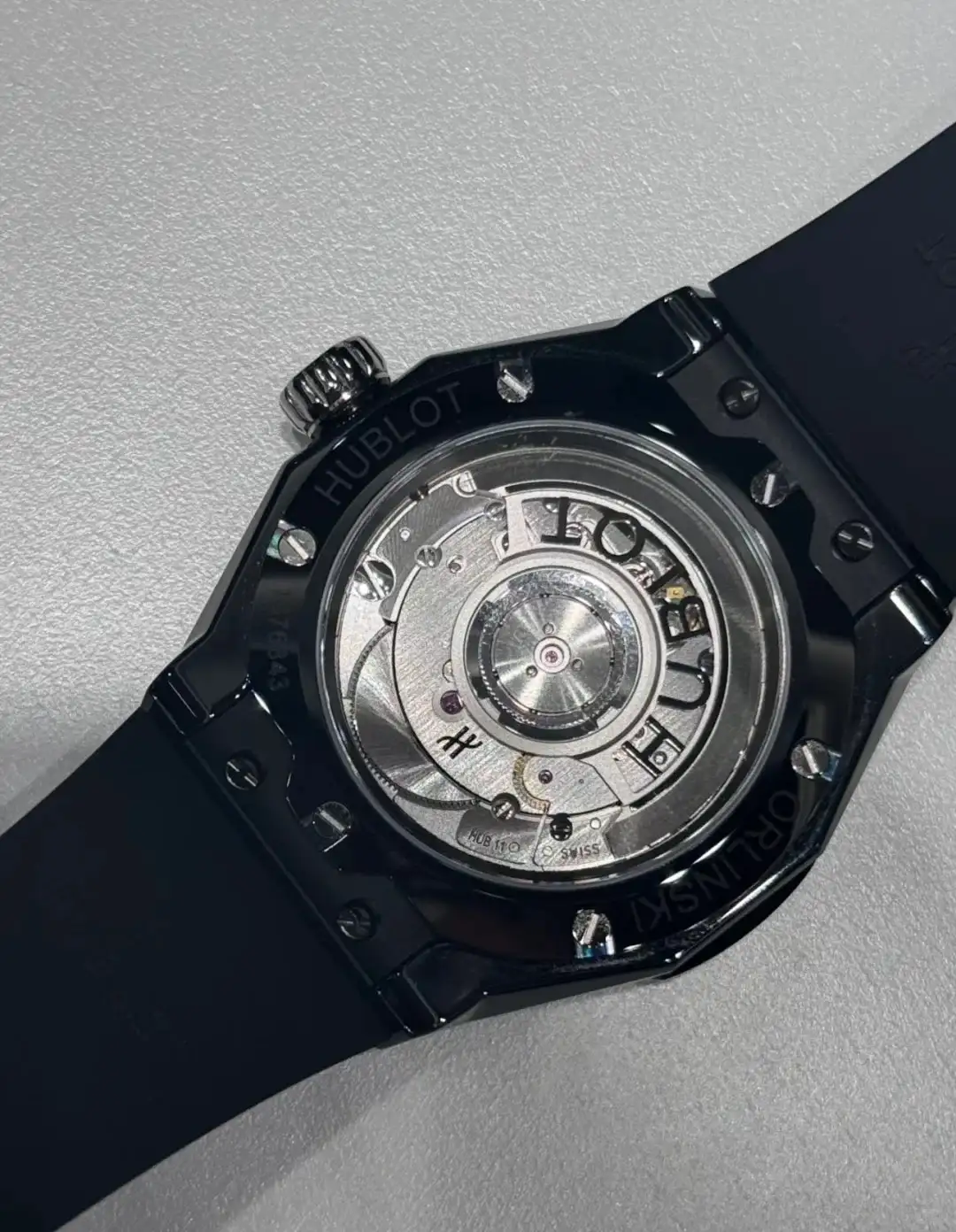 Hublot Classic Fusion Men Automatic Black Rubber Watch 550.CS.1800.RX.ORL21 - Bestter Watches