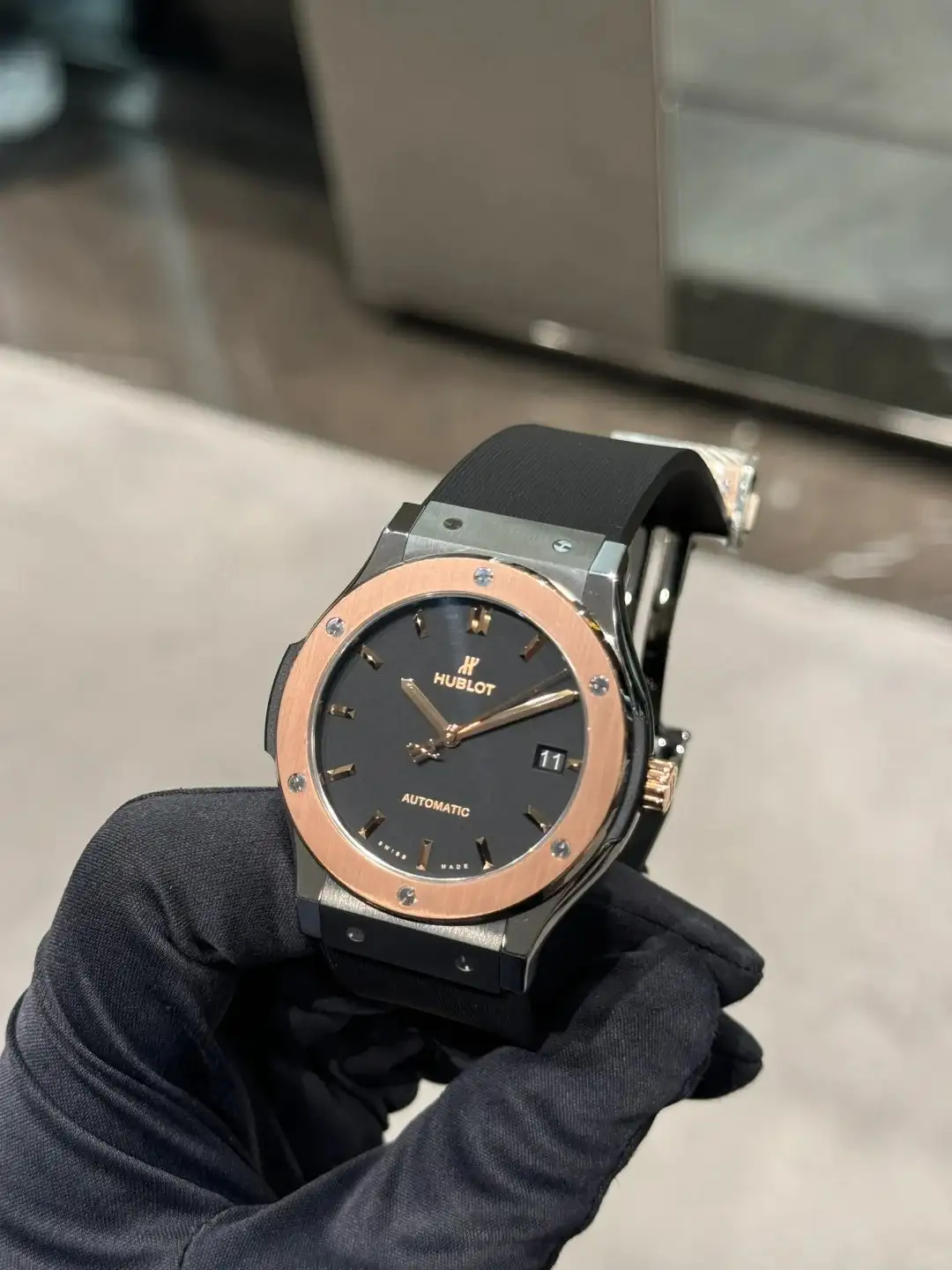 Hublot Classic Fusion Men Automatic Black Rubber Watch 511.NO.1181.RX - Bestter Watches