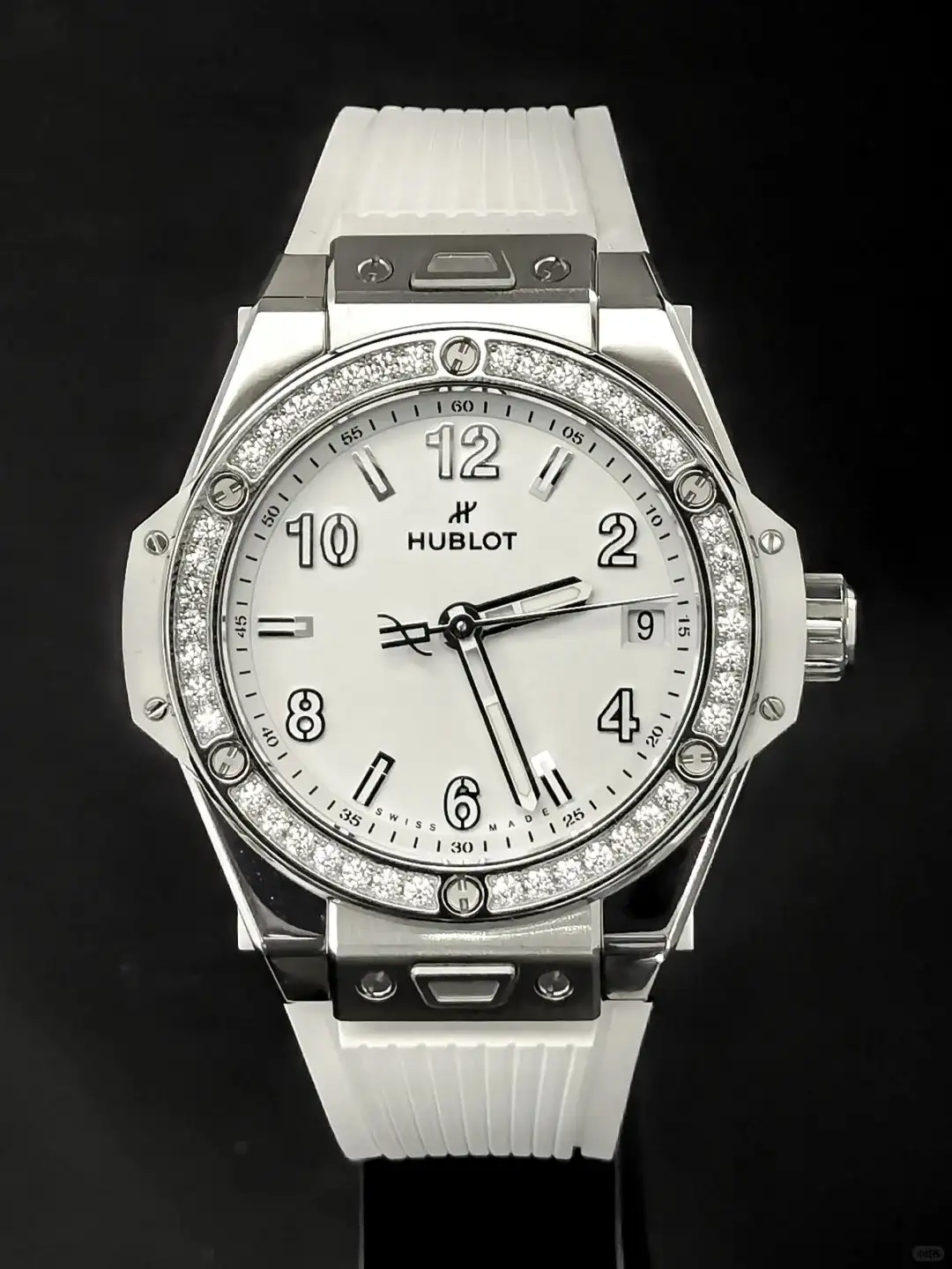 Hublot Big Bang Women Automatic White Rubber Watch 465.SE.2010.RW.1204 - Bestter Watches