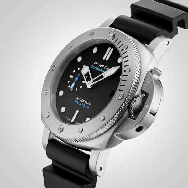 Panerai Submersible Men Automatic Black Rubber Watch PAM00973 - Bestter Watches