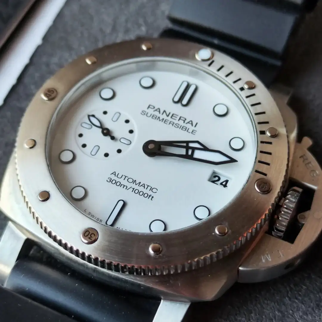 Panerai Submersible Men Automatic White Rubber Watch PAM01223 - Bestter Watches