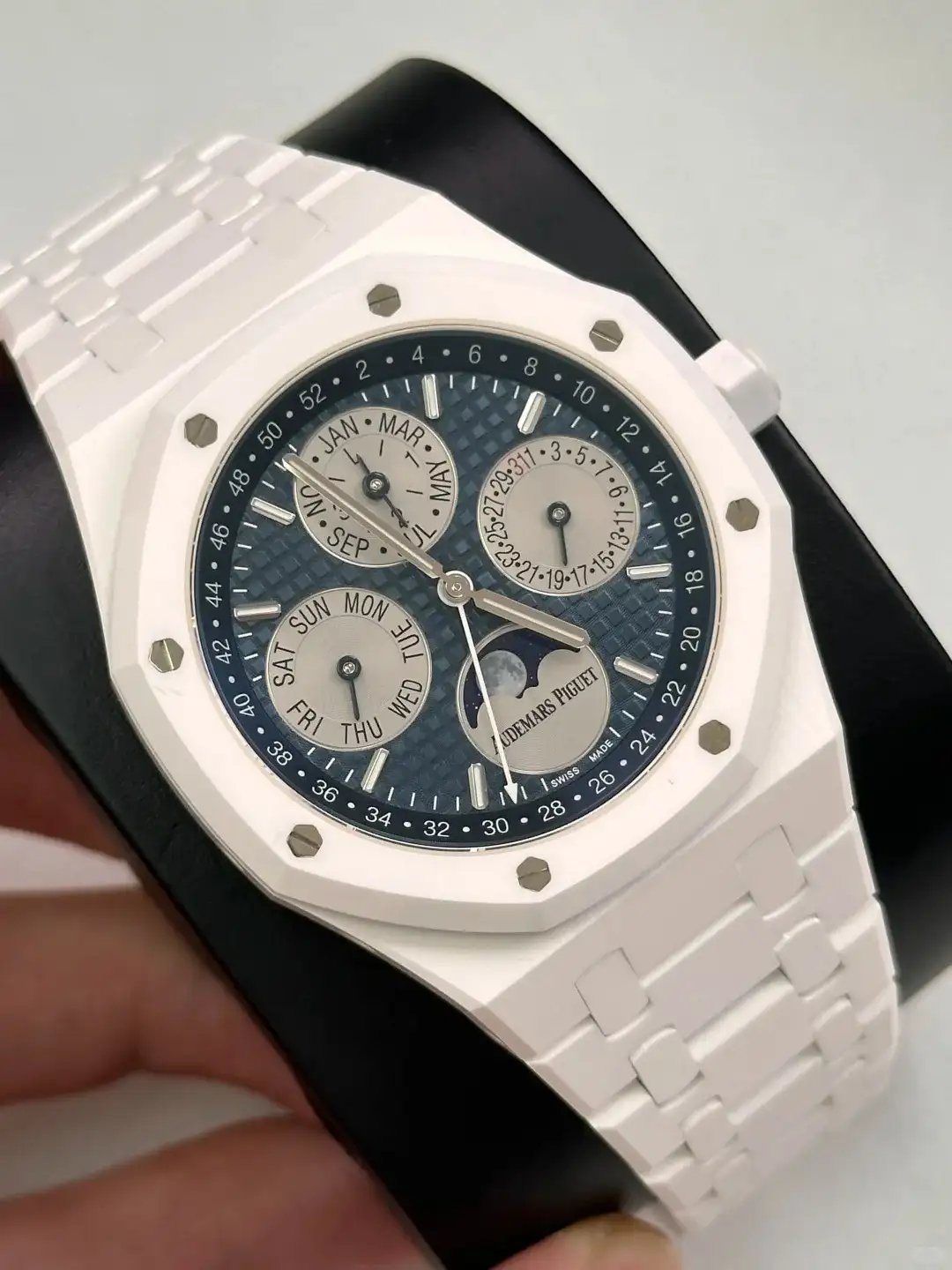 Audemars Piguet Royal Oak Perpetual Calendar Blue 26579CB.OO.1225CB.01 - Bestter Watches