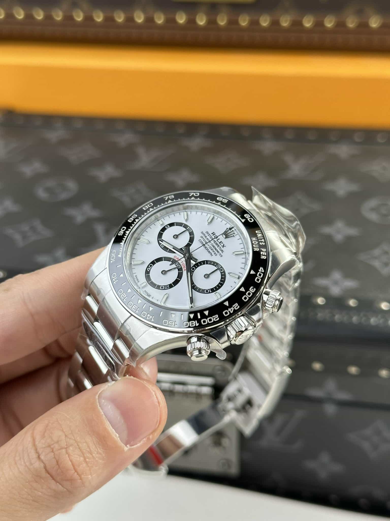 Superclone Rolex Daytona  Panda  40 mm White Dial 126500LN - Bestter Watches