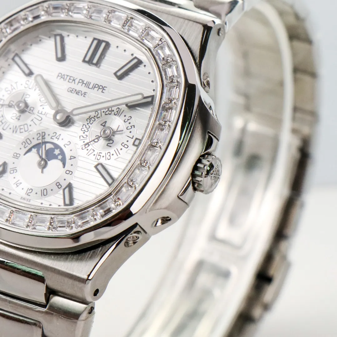 Patek Philippe Silver Nautilus Watch - Bestter Watches