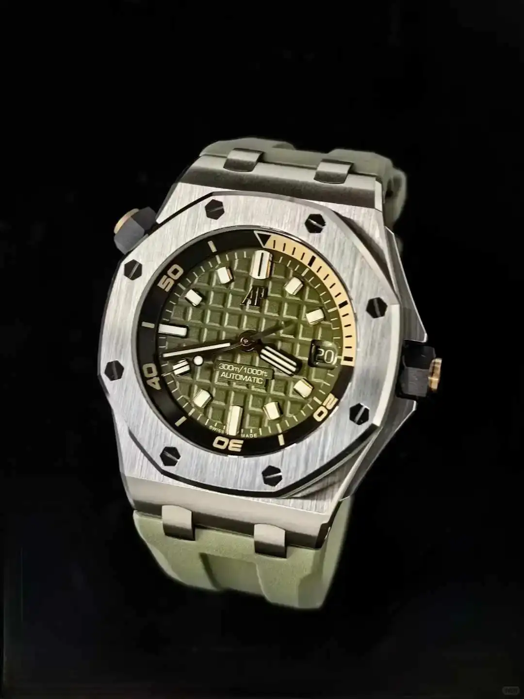 Audemars Piguet Royal Oak Offshore Diver Green 15710ST.OO.A052CA.01 - Bestter Watches
