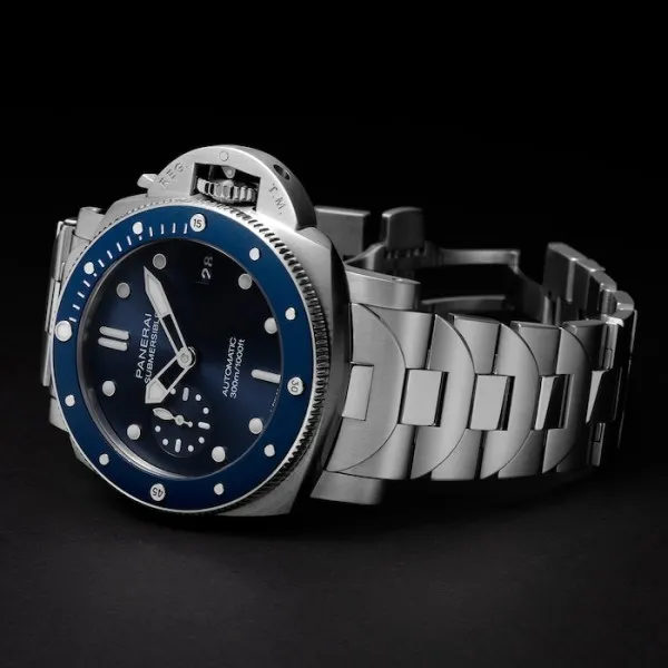 Panerai Submersible Men Automatic Blue Stainless Steel Watch PAM01068 - Bestter Watches