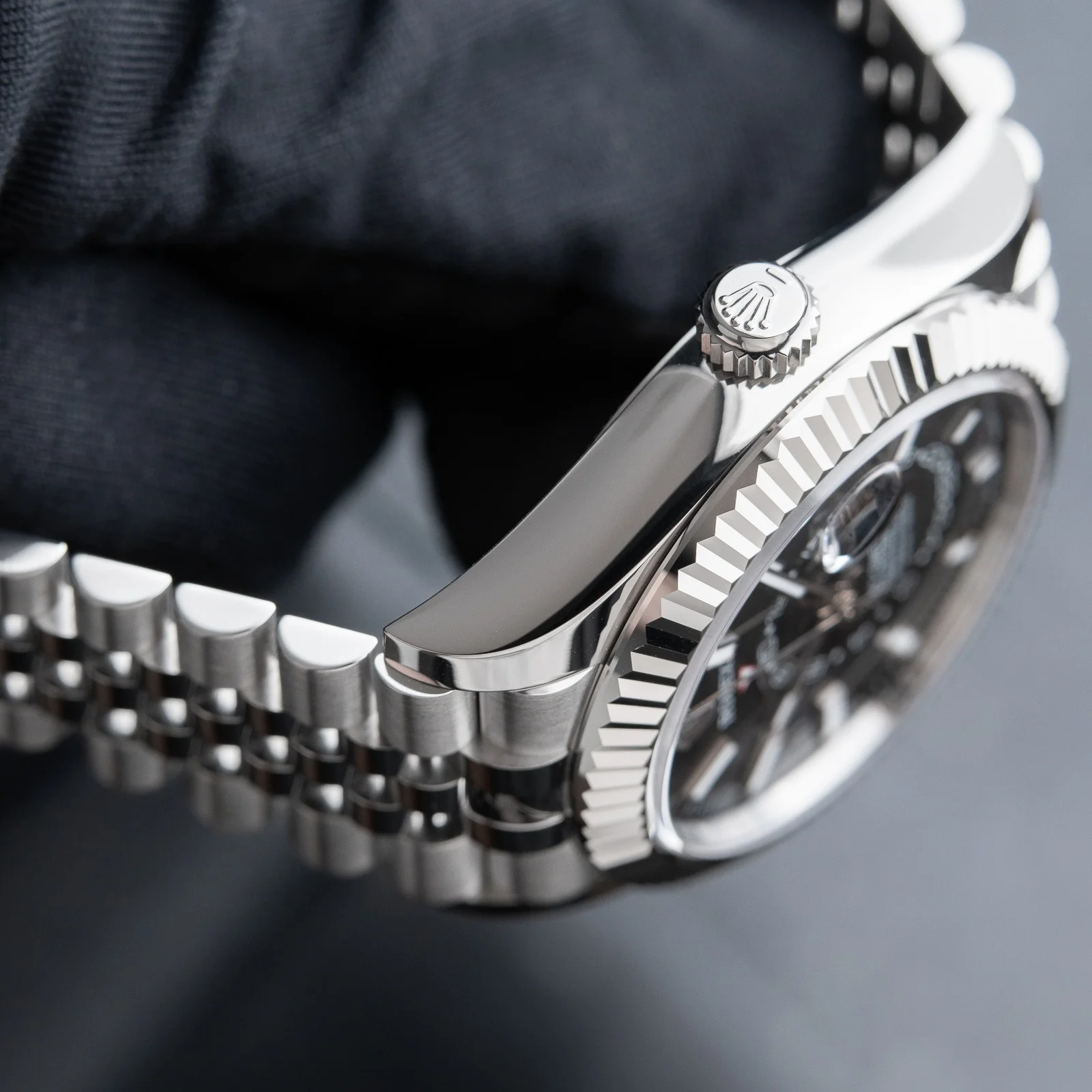 Superclone Rolex Sky-Dweller 42 mm Bright black Dial 336934 Jubilee - Bestter Watches