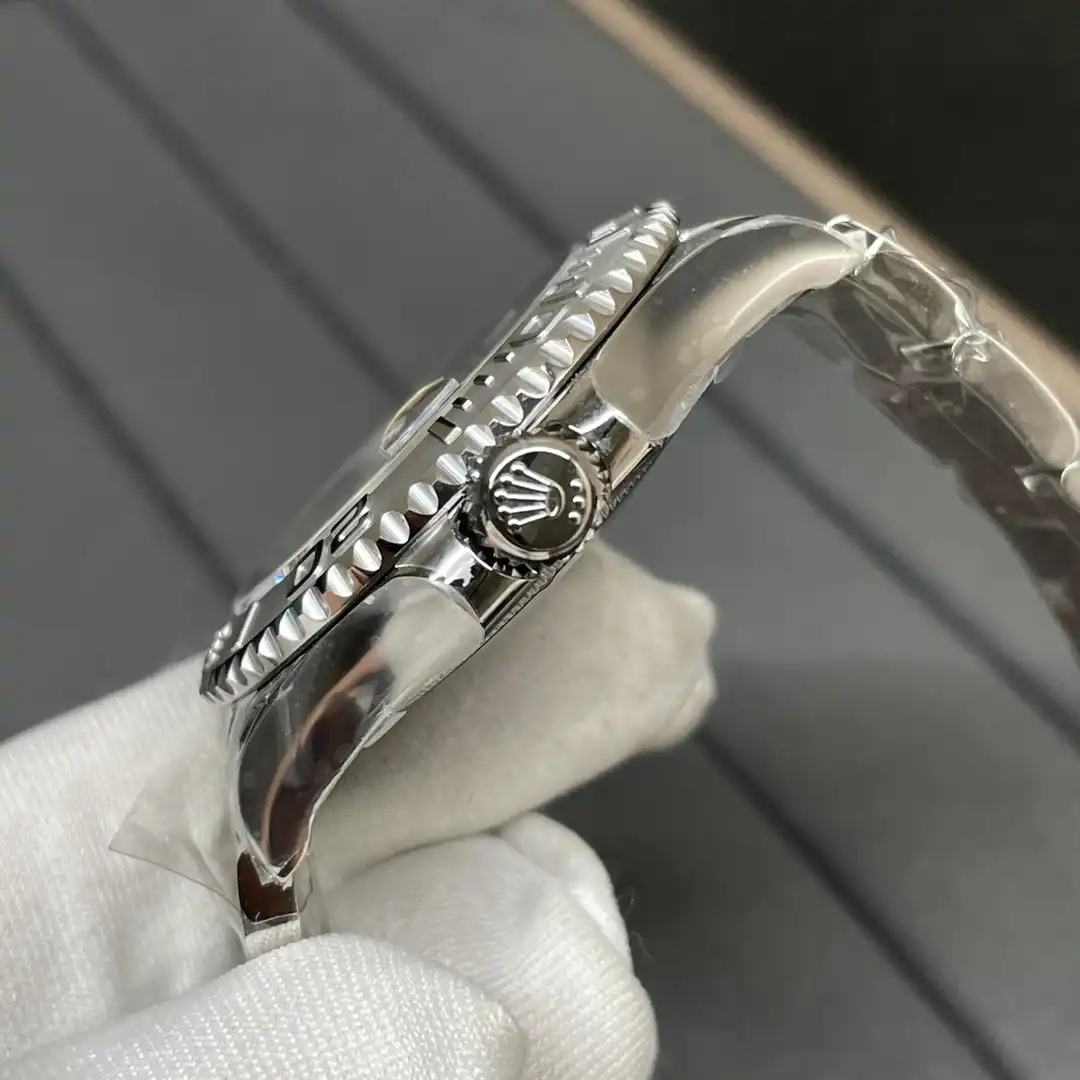 Superclone Rolex Yacht-Master Rhodium Dial 126622 40mm - Bestter Watches