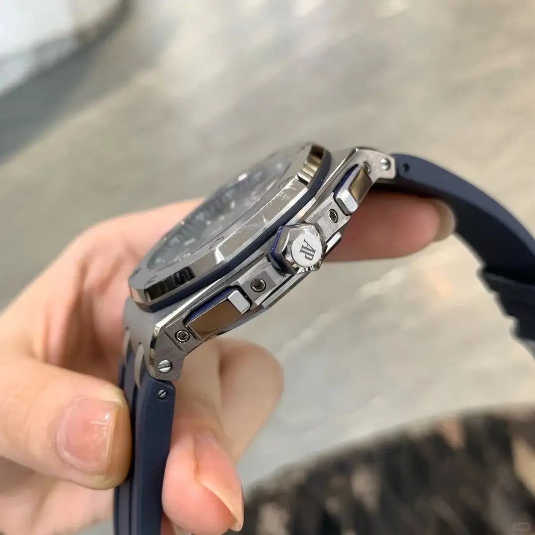 Audemars Piguet Royal Oak Offshore Selfwinding Chronograph Blue, Silver 26480TI.OO.A027CA.01 - Bestter Watches