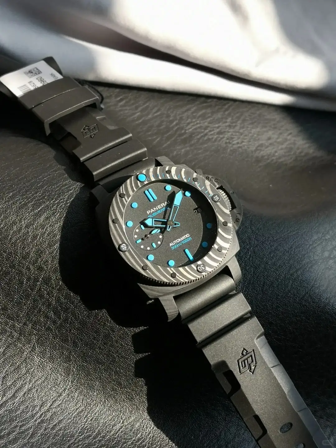 Panerai Submersible Men Automatic Black Rubber Watch PAM00960 - Bestter Watches