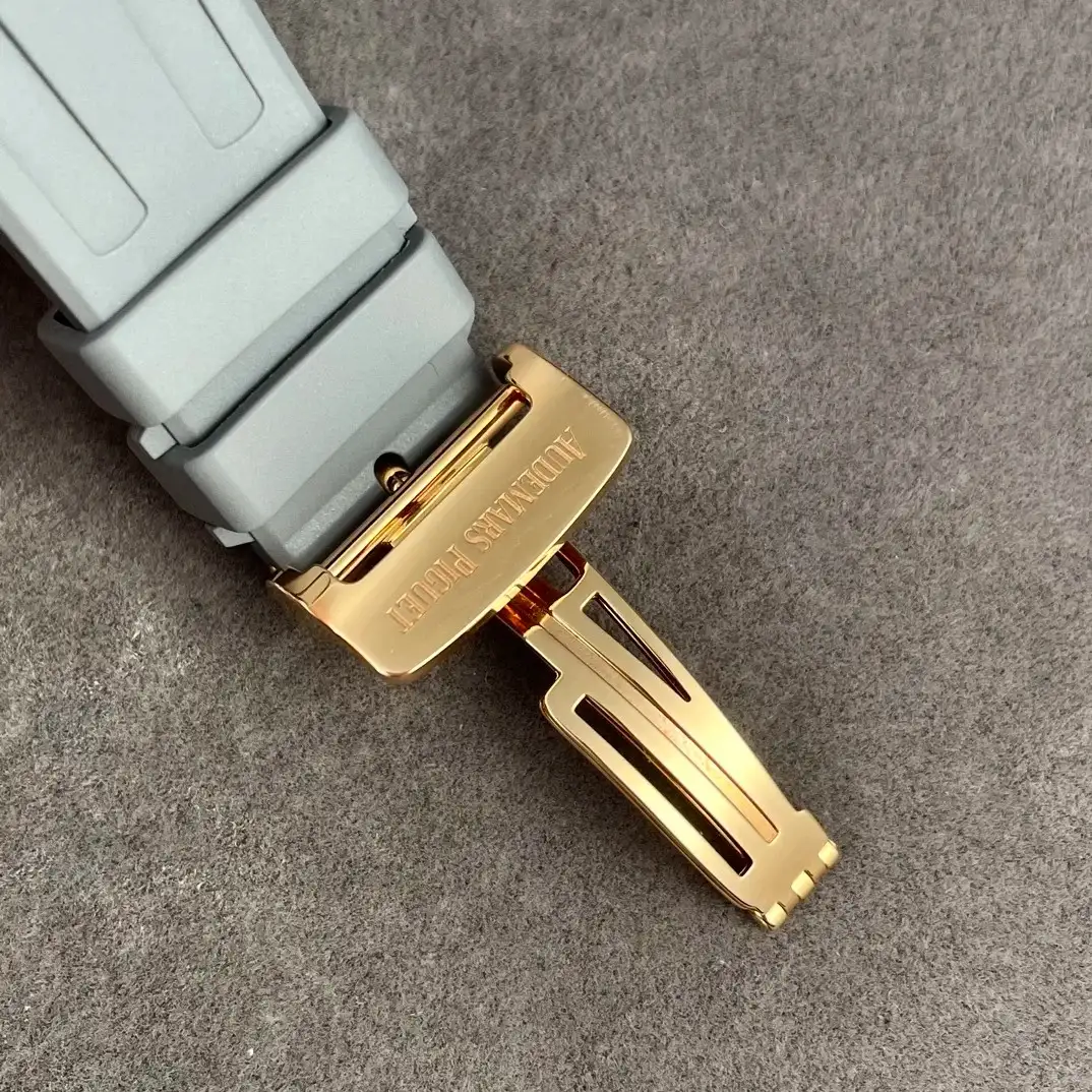 Audemars Piguet Royal Oak Offshore Selfwinding Chronograph Silver 26231OR.ZZ.D003CA.01 - Bestter Watches