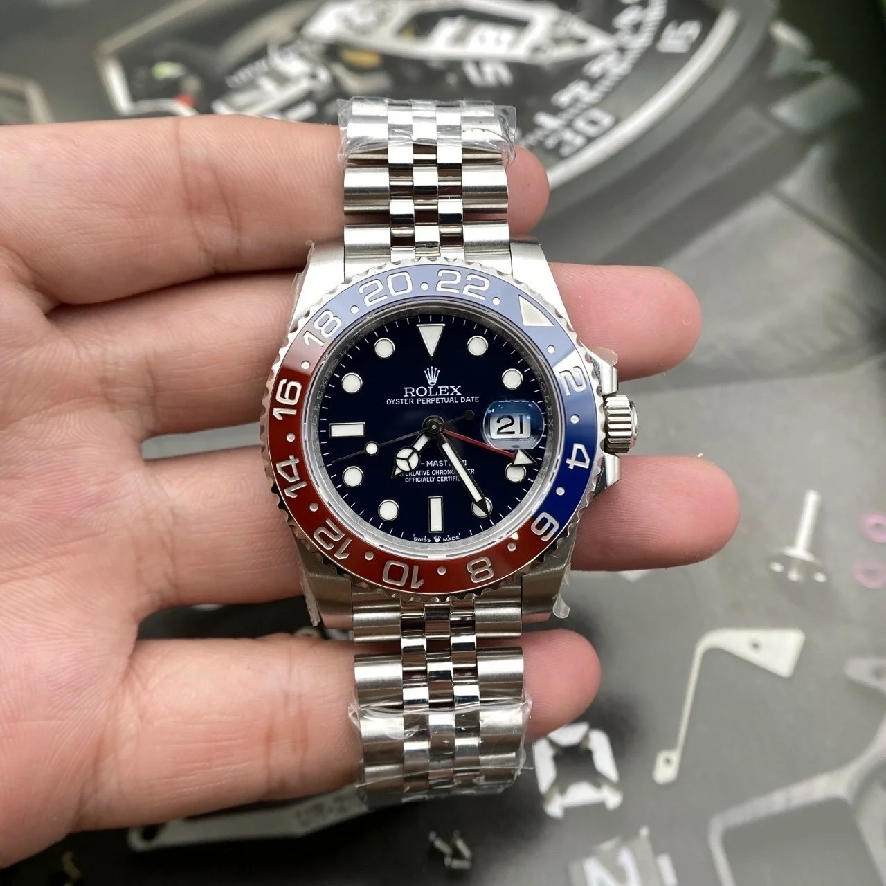 Superclone Rolex GMT-Master II 40mm 126710BLRO  Pepsi  Jubilee - Bestter Watches