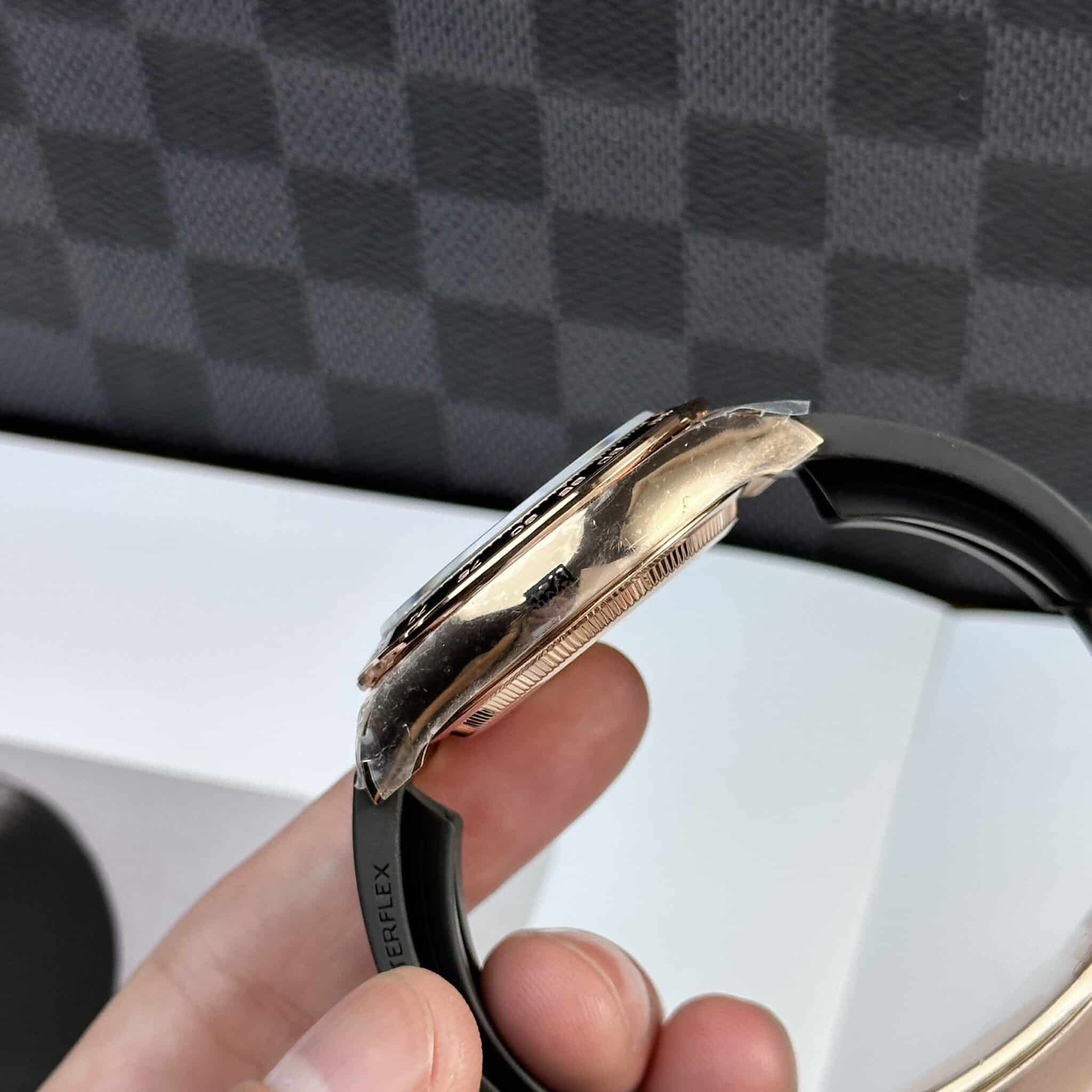 Superclone Rolex Daytona 40 mm Sundust Dial 126515LN - Bestter Watches