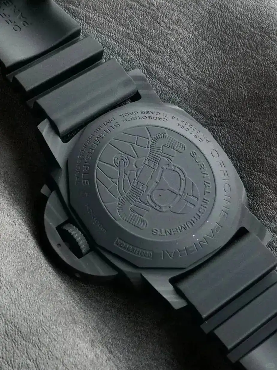 Panerai Submersible Men Automatic Black Rubber Watch PAM00979 - Bestter Watches