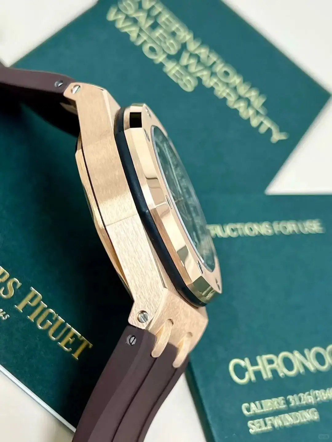 Audemars Piguet Royal Oak Offshore Selfwinding Chronograph Brown 26470OR.OO.A099CR.01 - Bestter Watches