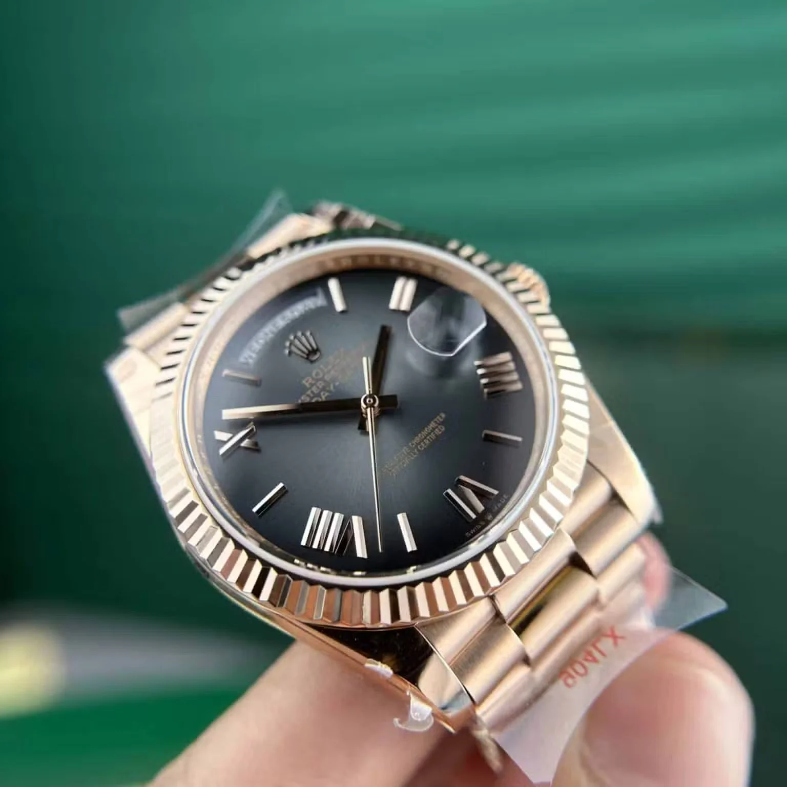Superclone Rolex Day-Date 40 mm Slate Ombre Dial 228235 - Bestter Watches