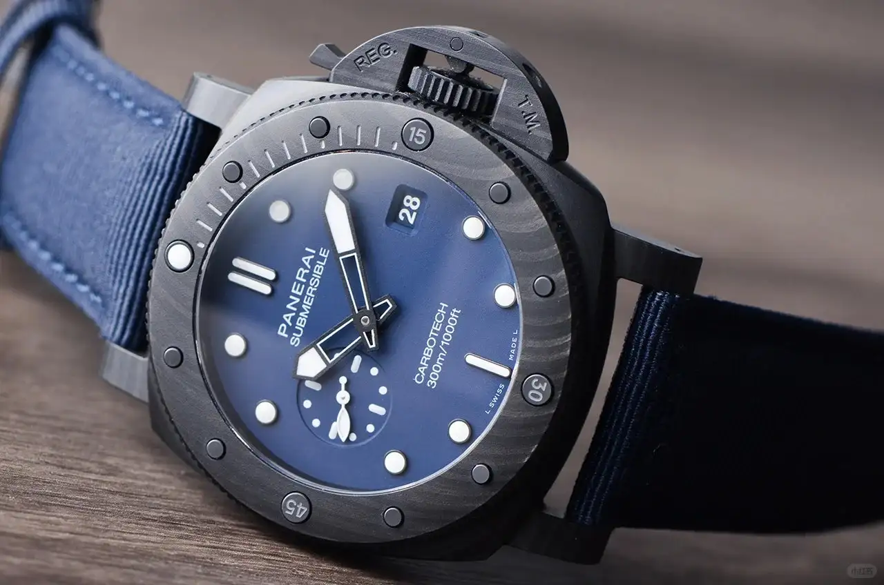 Panerai Submersible Men Automatic Blue Rubber Watch PAM01232 - Bestter Watches