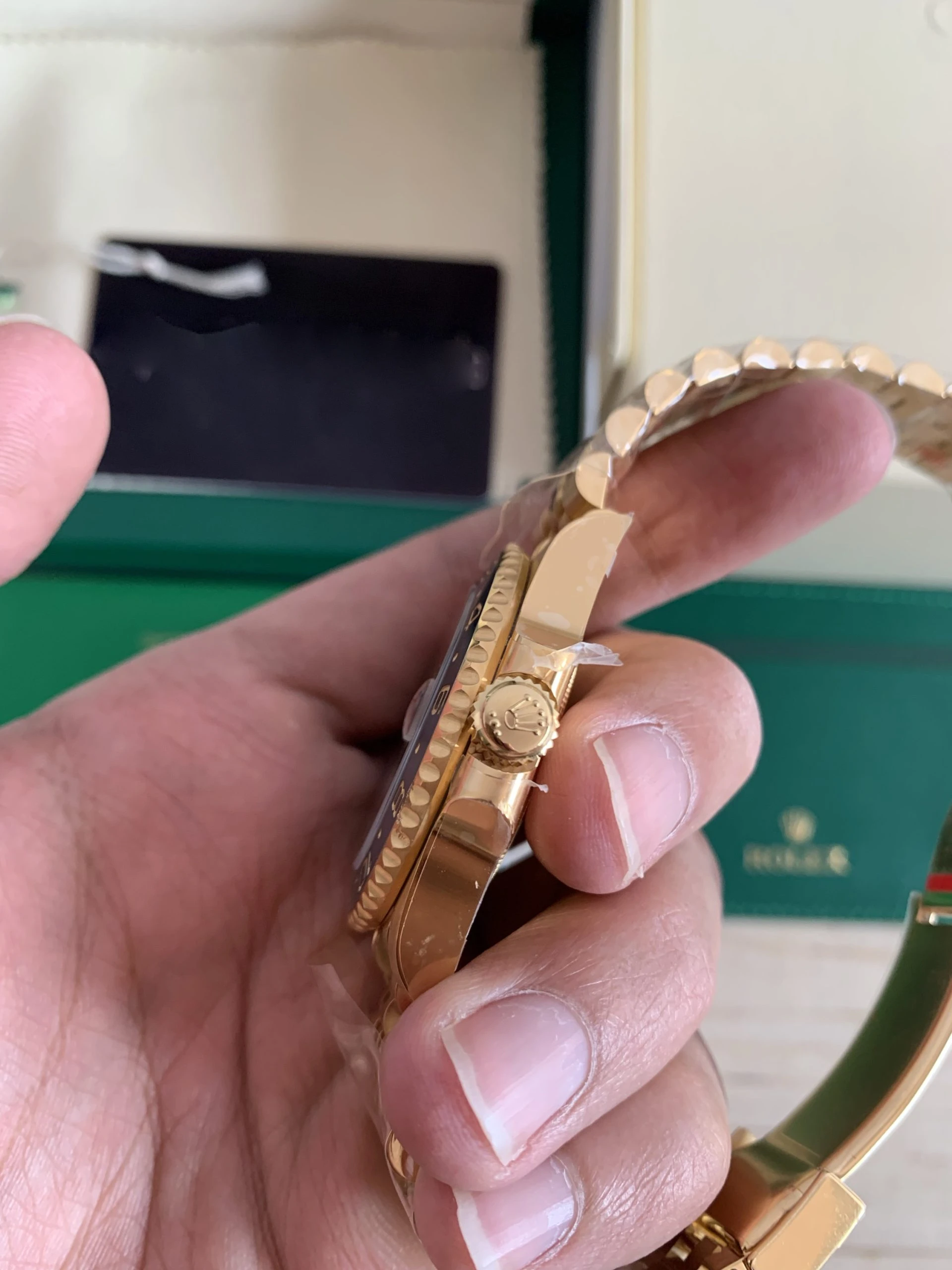 Superclone Rolex GMT-Master II 40 mm Black Dial 126718GRNR - Bestter Watches