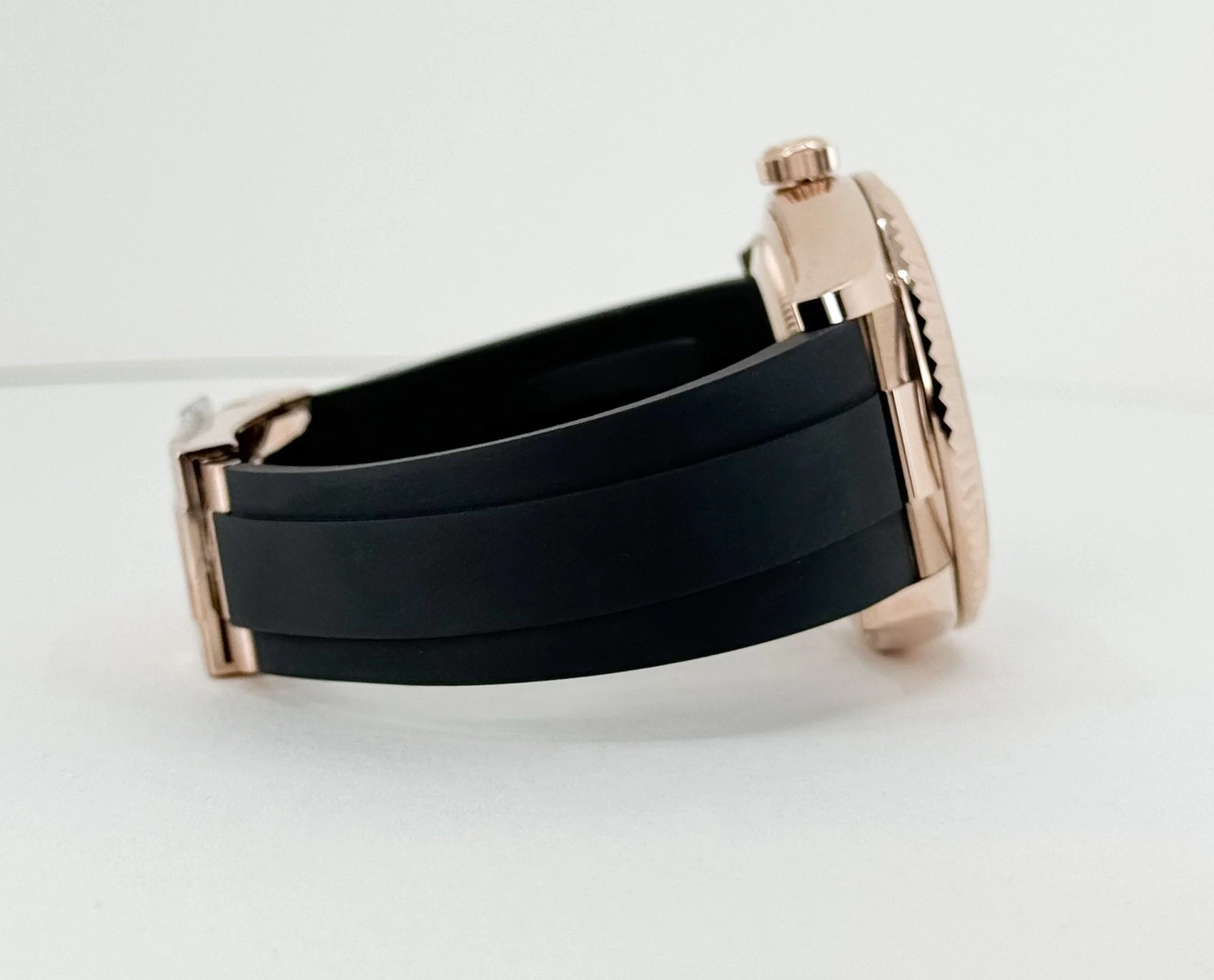 Rolex Sky-Dweller 42mm White Dial 326235 - Bestter Watches