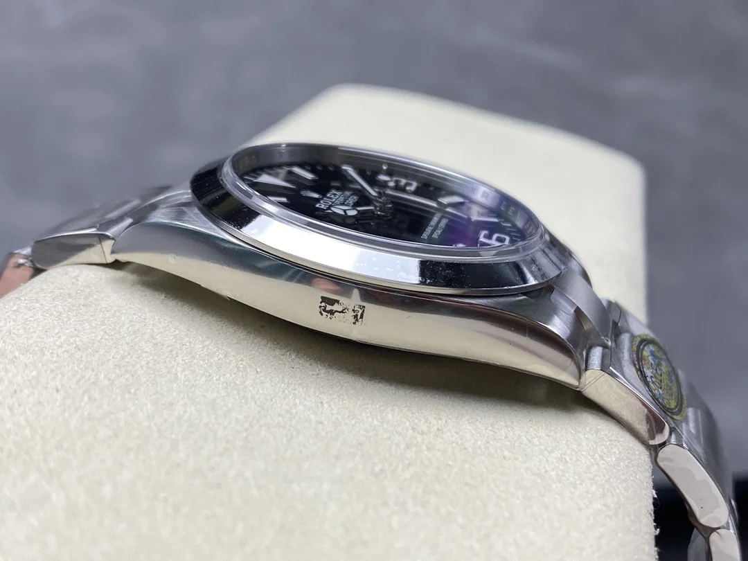 Superclone Rolex Explorer 40 mm Black Dial 224270 - Bestter Watches