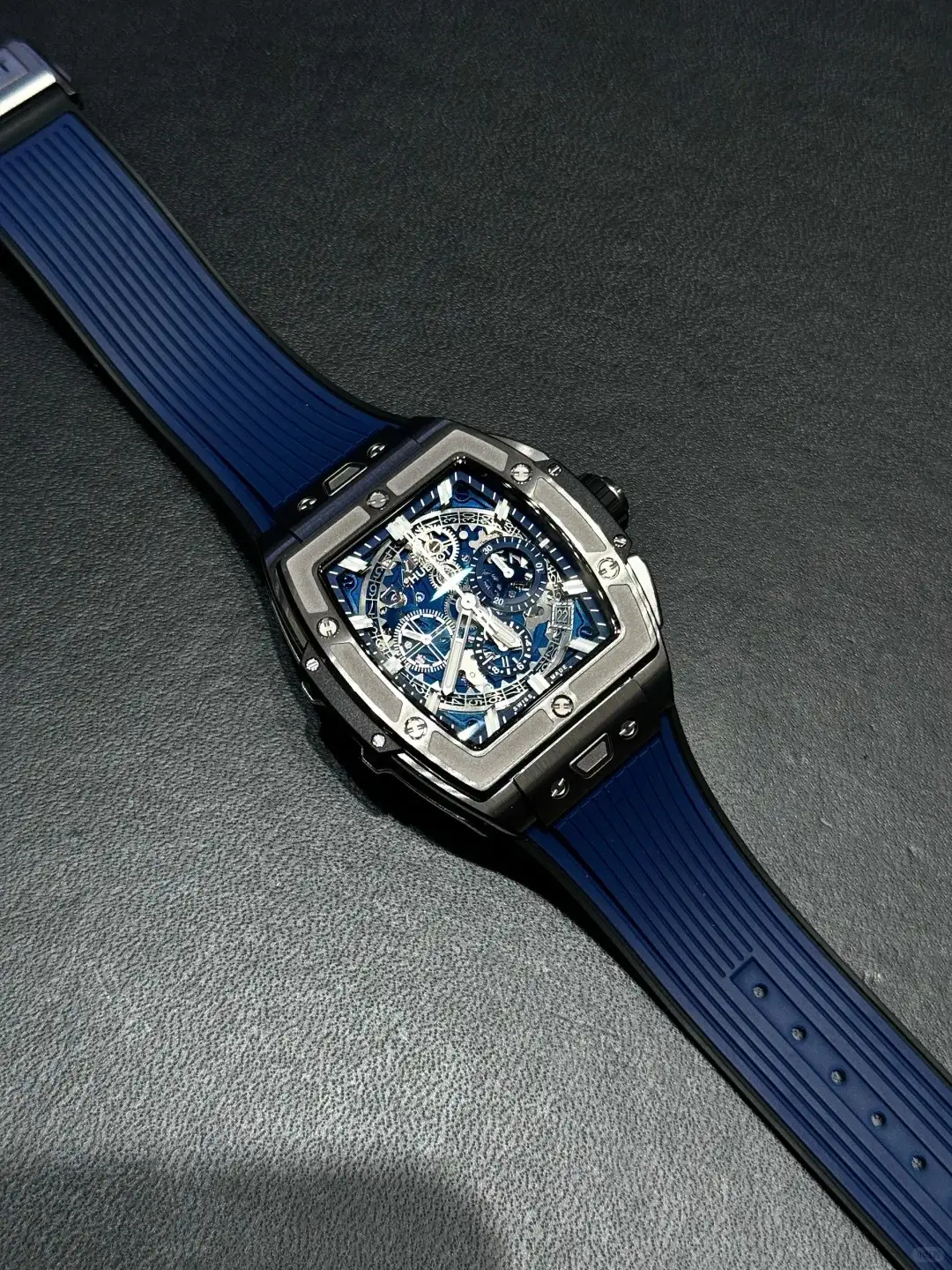 Hublot Spirit Of Big Bang Men Automatic Blue Rubber Watch 641.NX.7170.RX - Bestter Watches