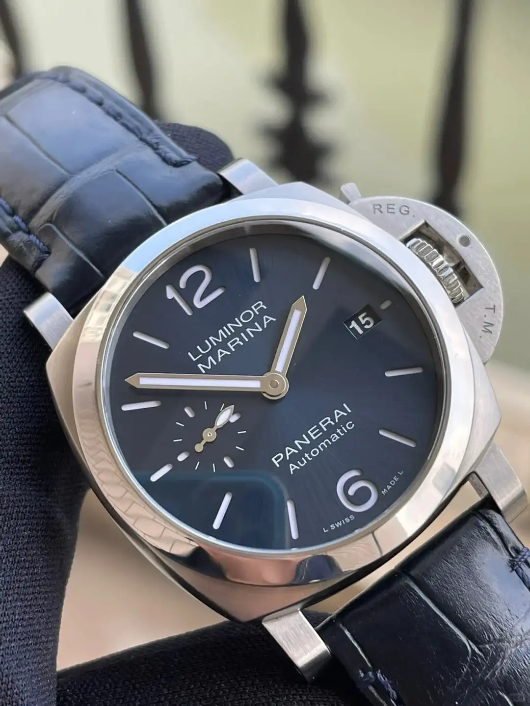 Panerai Luminor Due Unisex Automatic Blue Alligator Watch PAM01273 - Bestter Watches