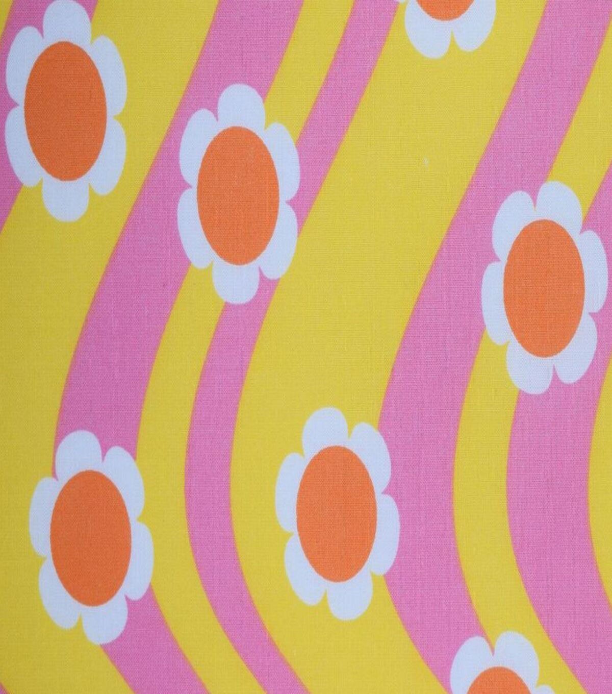 Groovy Daisies on Swirl Quilt Cotton Fabric by Quilter's Showcase