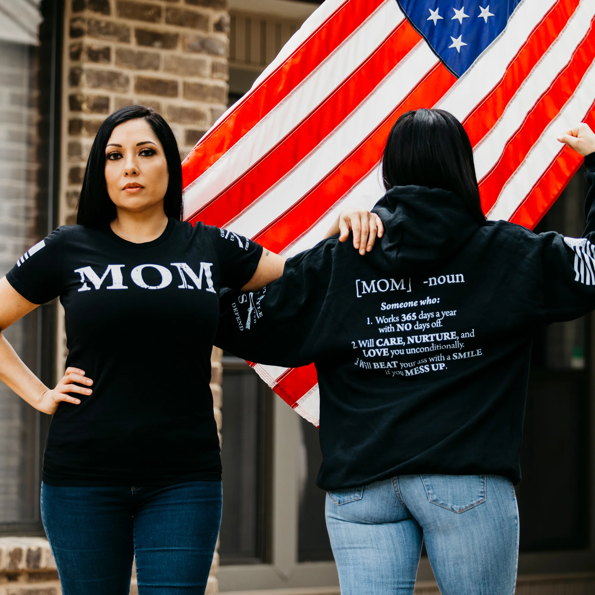 Women's Mom Defined T-Shirt - Black