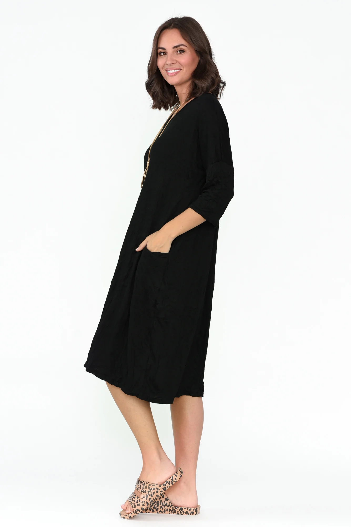 Travel Black Crinkle Cotton Sleeved Dress