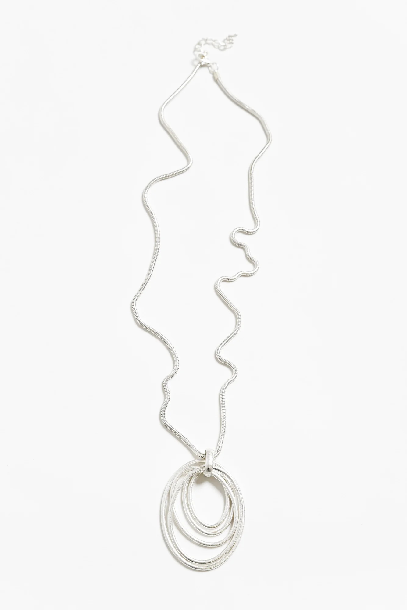 Laura Silver Disk Pendant Necklace