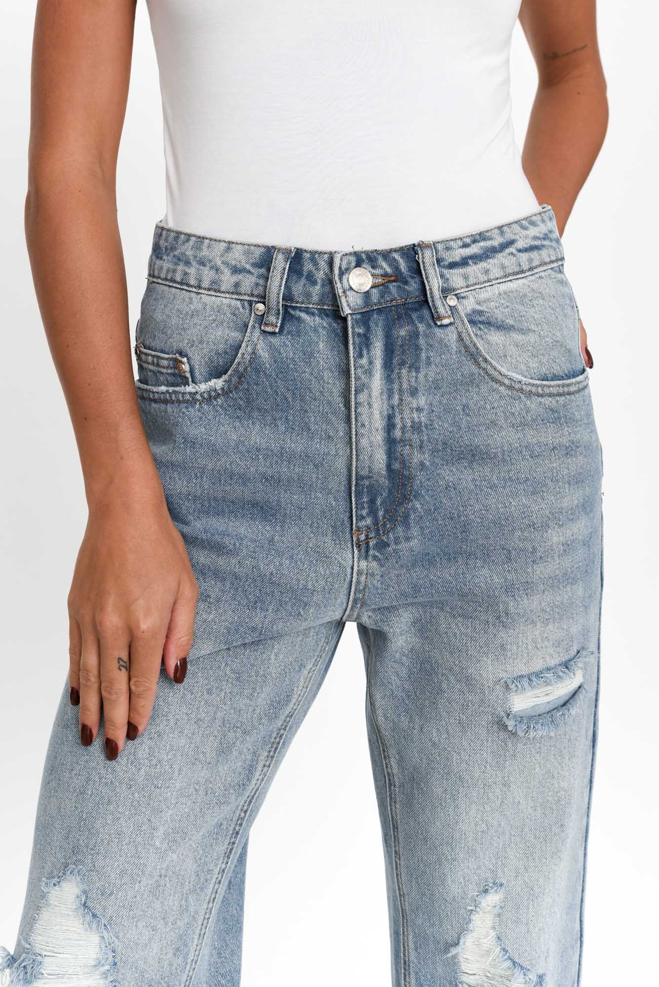 Nessie Blue Wash Distressed Straight Jeans