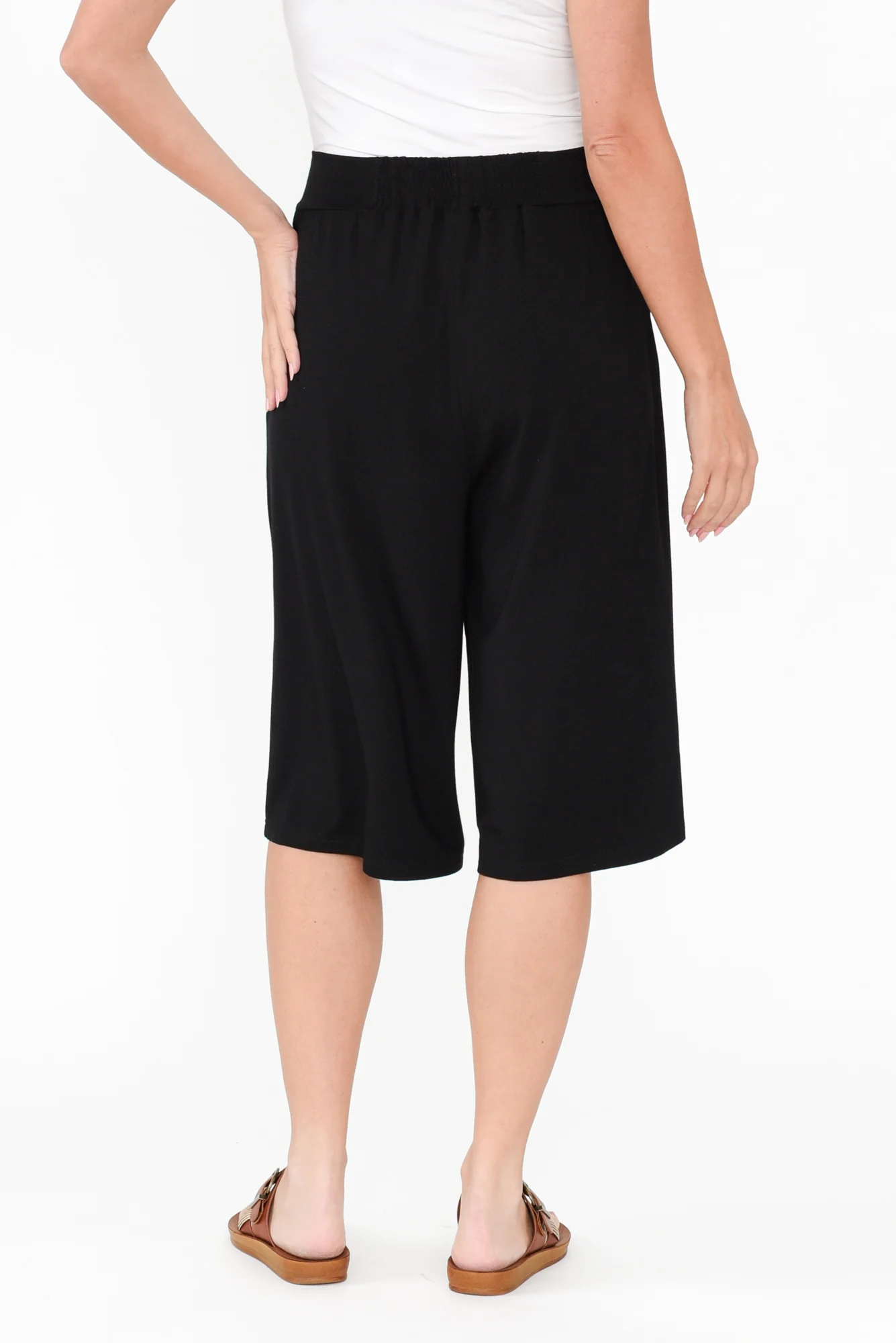 Bakar Black Bamboo Cropped Pants