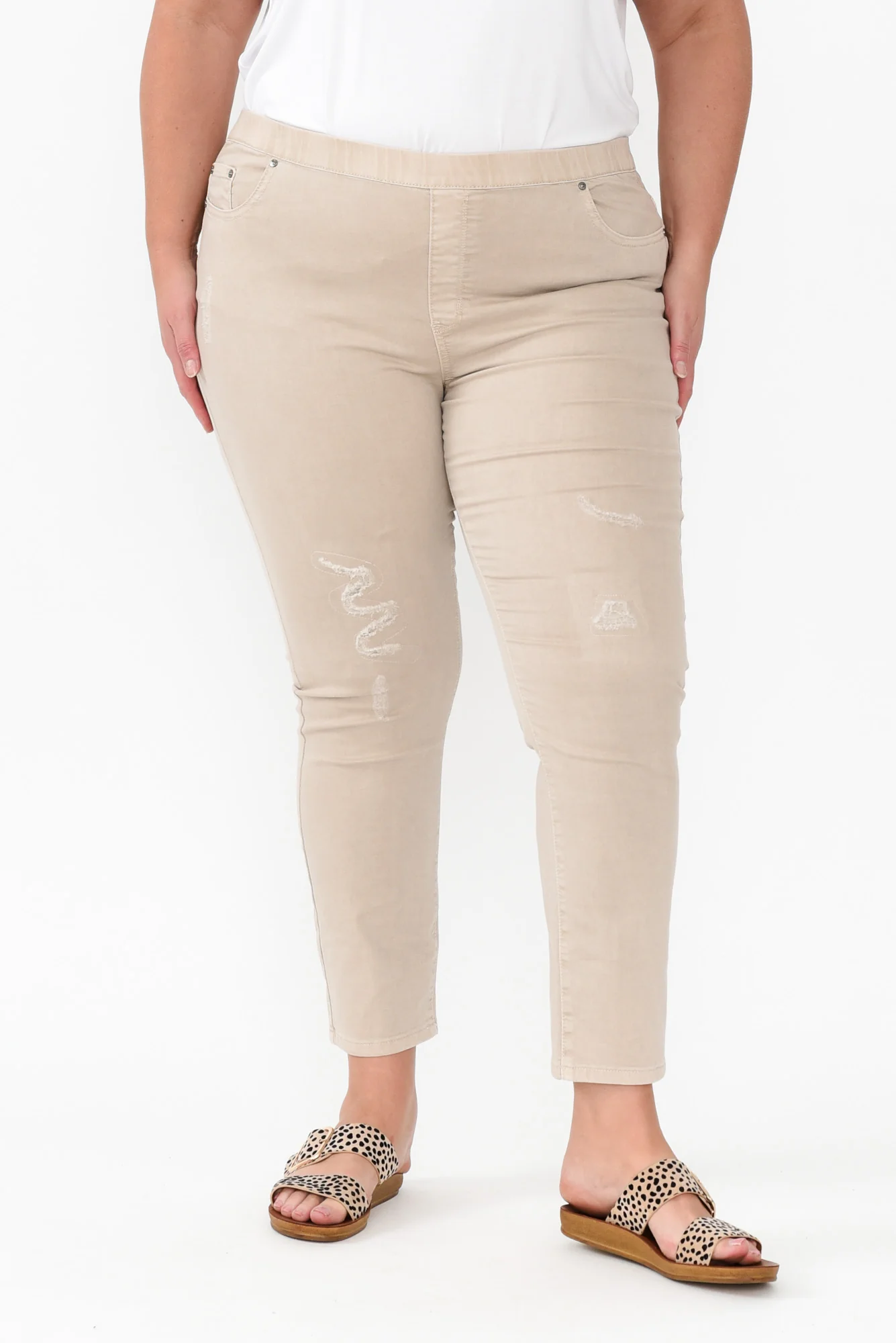 Zadie Distressed Beige Stretch Jeans