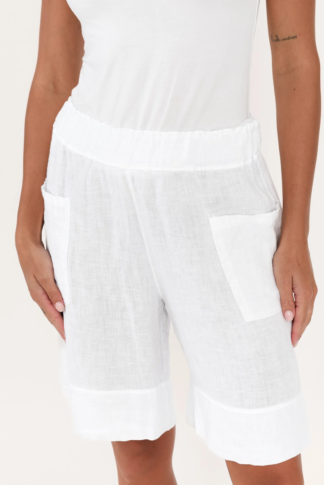 Oxley White Linen Pocket Shorts