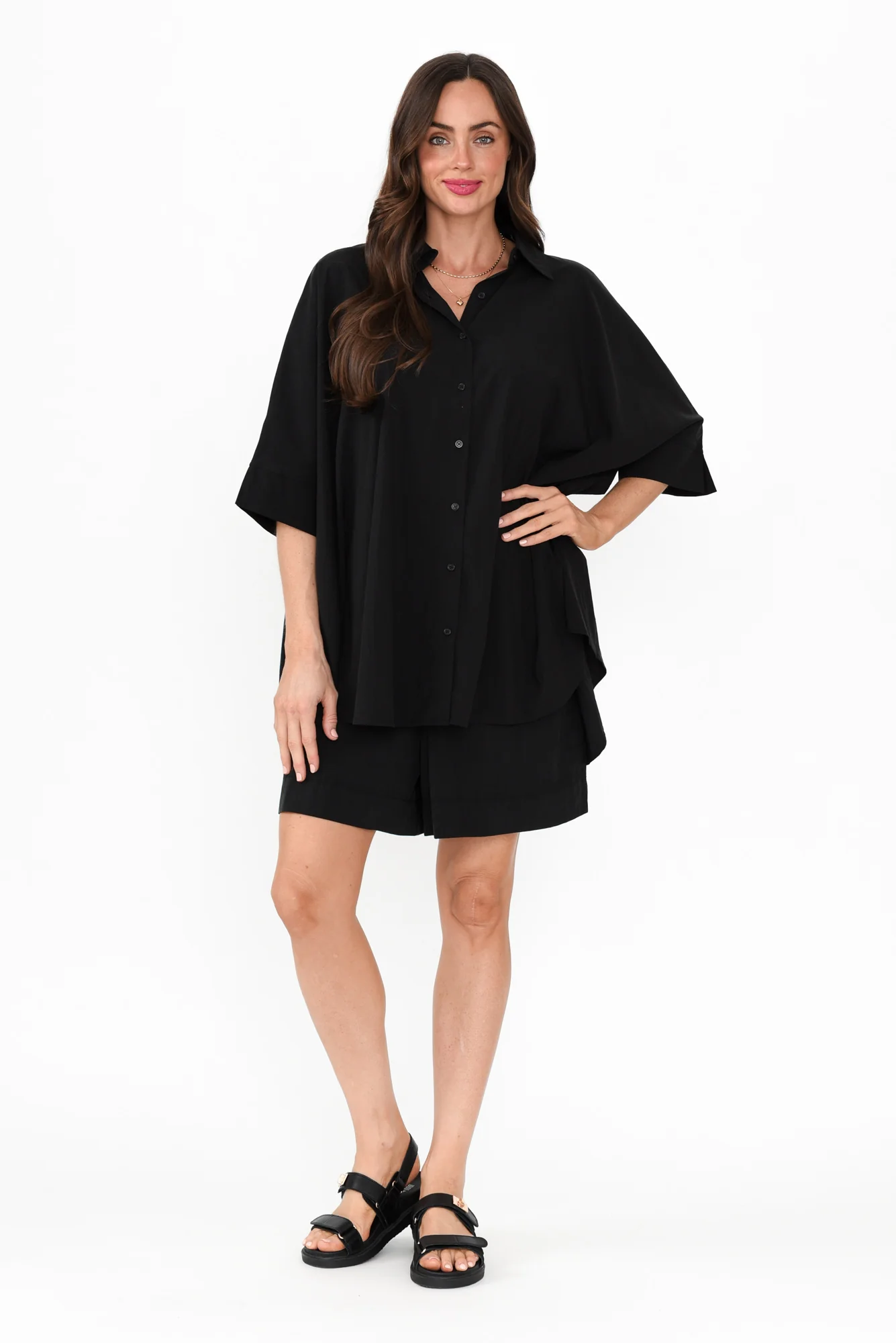 Leeka Black Pocket Shorts