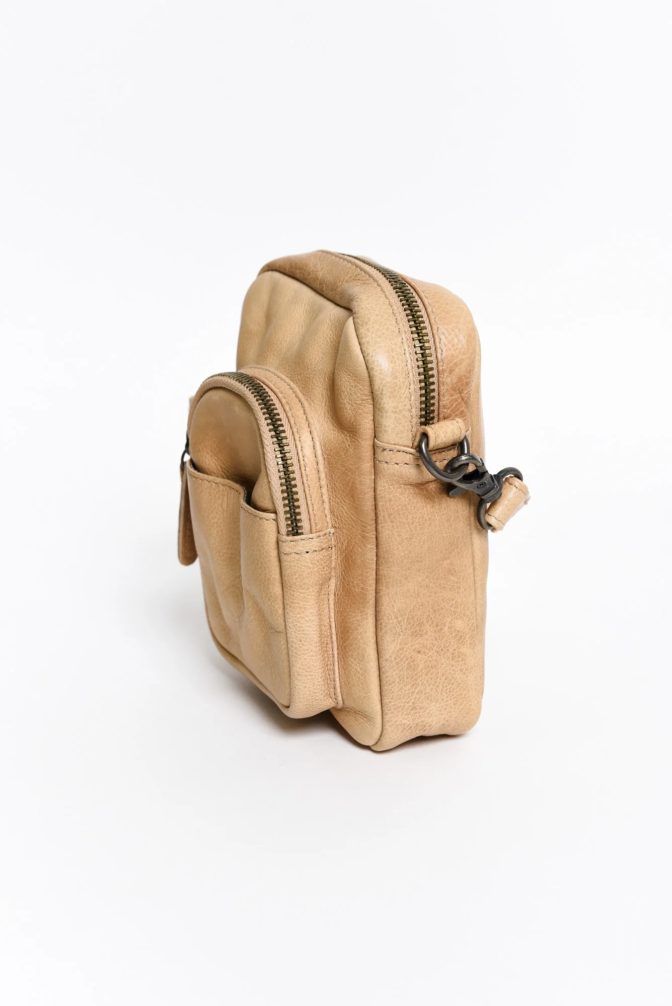 Face the Music Camel Leather Camera Bag