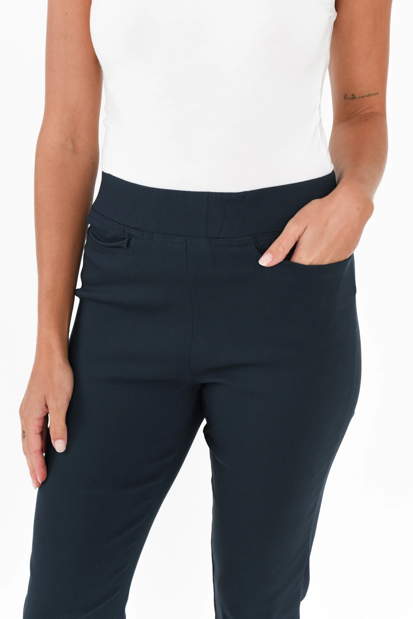 Paula Navy Stretch Cropped Pants