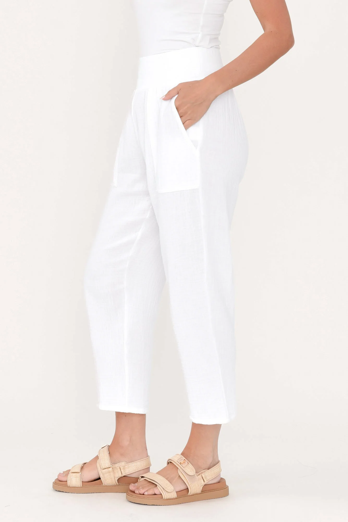 Athos White Cotton Cheesecloth 7/8 Pants