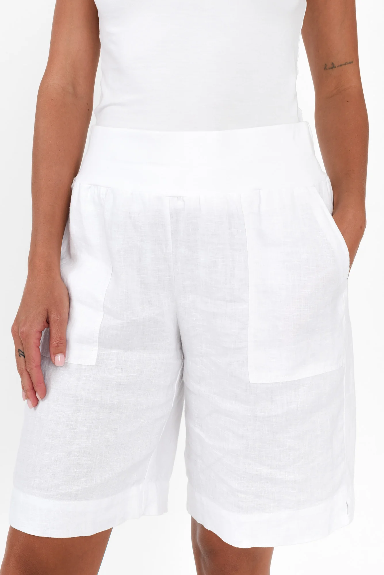 Aster White Linen Shorts