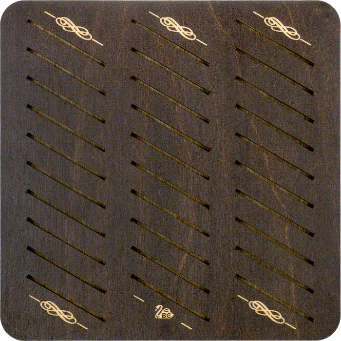 Box for handicraft + 32 bobbins